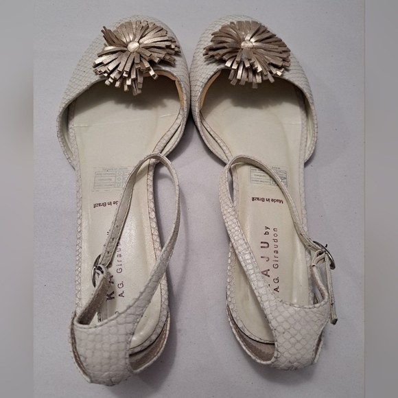 A.G. Giraudon Kaju Leather Flat With Fringe Pom - Picture 3 of 12